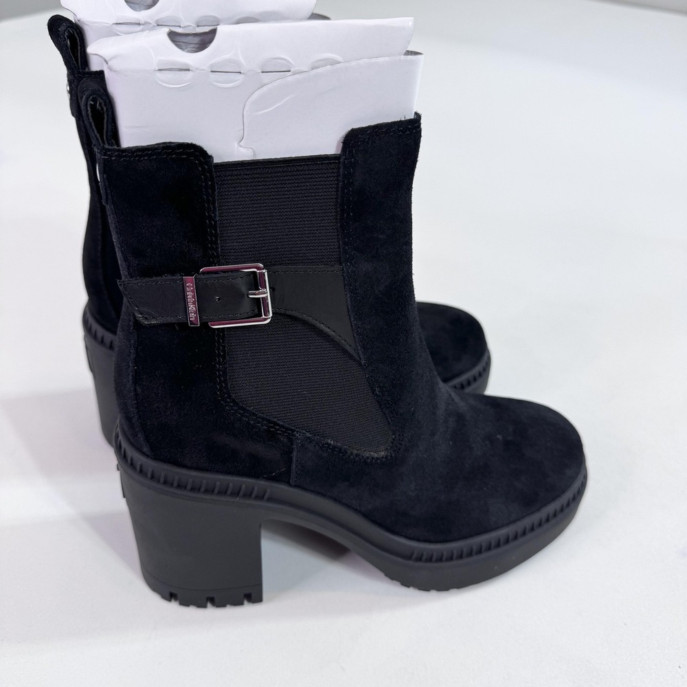 Calvin Klein Boots Womens Size 7.5 Black Suede Chelsea Ankle Block Heel Lug Sole